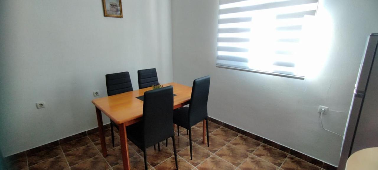 Apartments Andela Starigrad Exterior photo