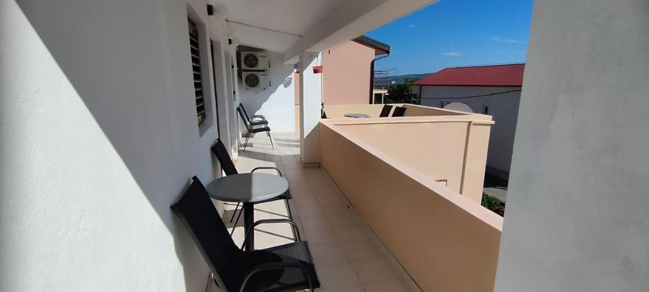 Apartments Andela Starigrad Exterior photo