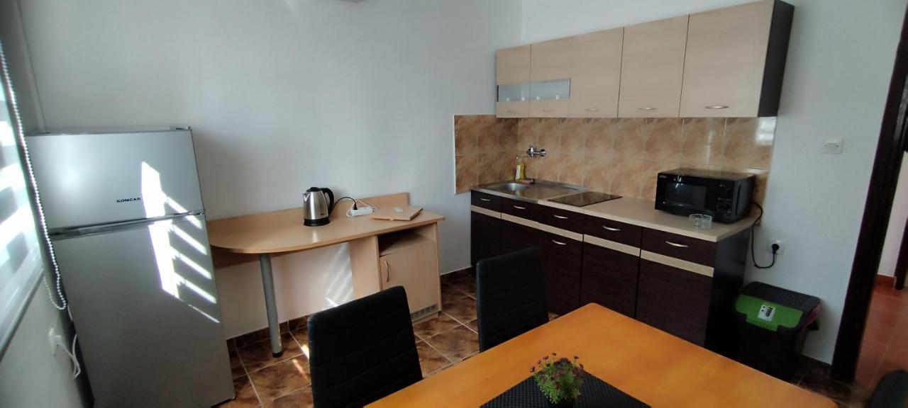 Apartments Andela Starigrad Exterior photo
