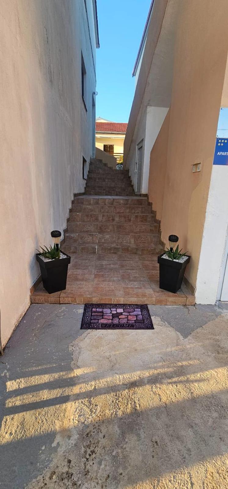 Apartments Andela Starigrad Exterior photo